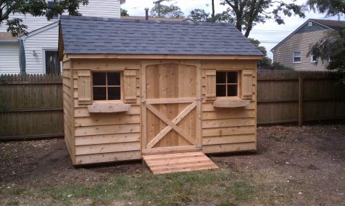 8x12 Cedar Gable with window boxes and ramp