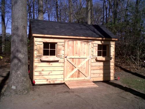 8x12 Cedar Gable with Charcoal Roof Shingles