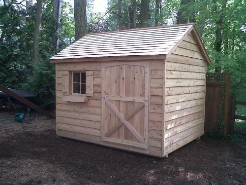 8x10 Cedar Gable with Cedar Shake Roof